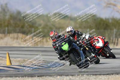media/Dec-01-2025-Moto Forza (Mon) [[2daa91e15f]]/2-Intermediate Group/Session 3 (Turn 3)/